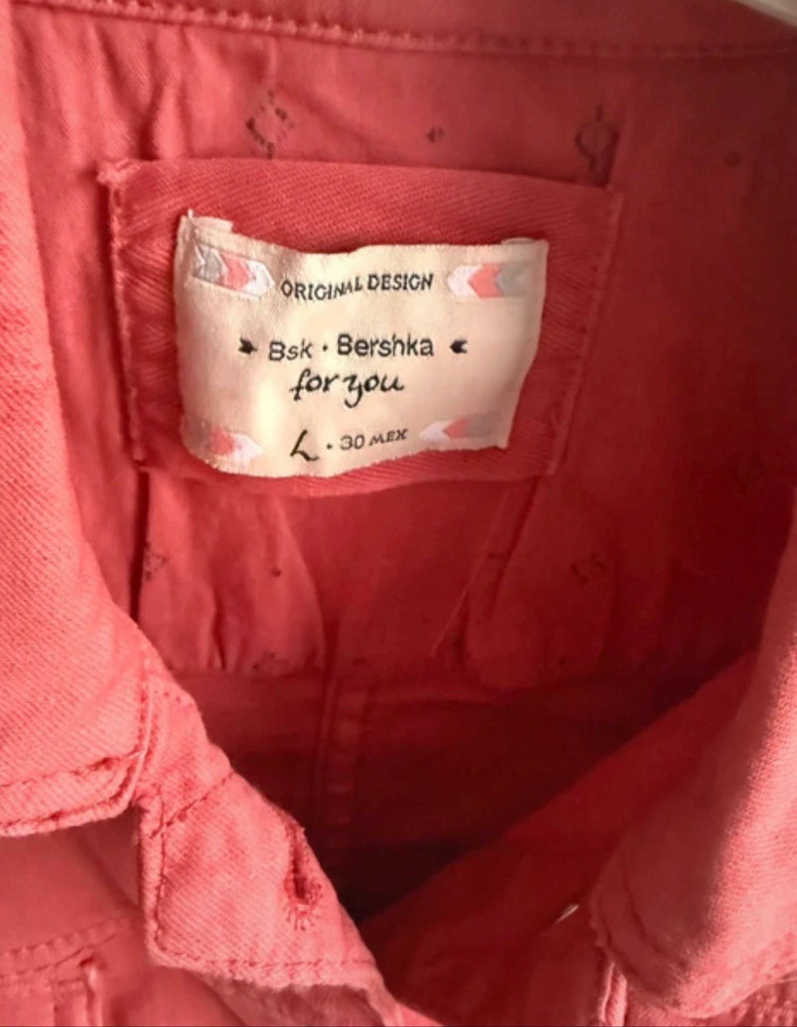 Cazadora vaquera Bershka coral / salmão tamanho G – photo 3